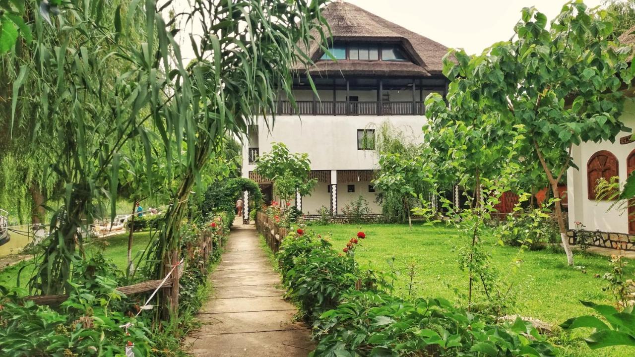 Delta Paradis Resort Murighiol Exterior photo