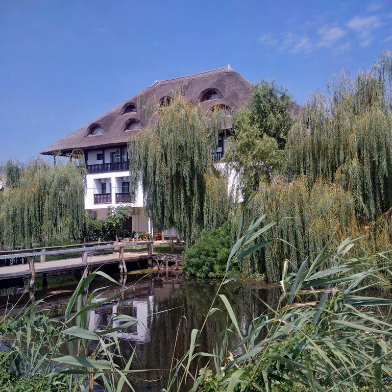 Delta Paradis Resort Murighiol Exterior photo